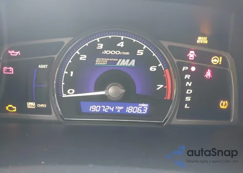 2010 Honda Civic Hybrid from USA, damaged, VIN JHMFA3F20AS007455